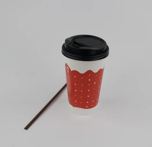 China Factory Supply Customized Logo  Paper Cup 16oz  For Beverage  On-the-Move Drink Christmas Day Theme with lid