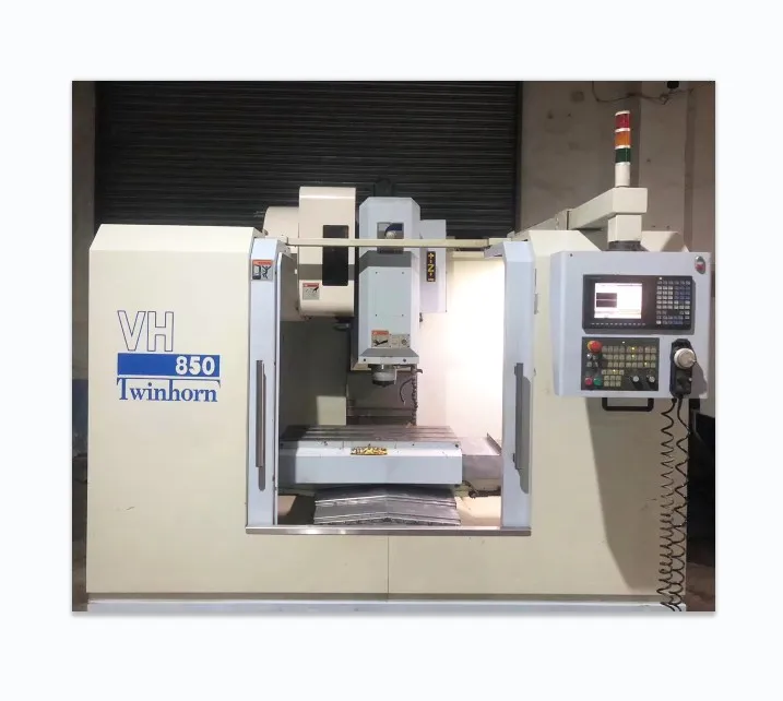  Низкая цена используется Тайвань Twinhorn VH 650/850/1010 CNC фрезерный станок 3 оси
