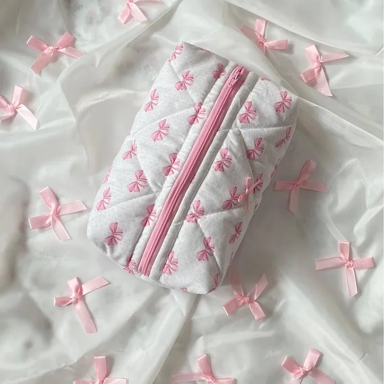 Handmade Quilted Strawberry Makeup Bag Pink Gingham Zipper Toiletry Bag Custom Embroidered Cute Cosmetic Bag for Women