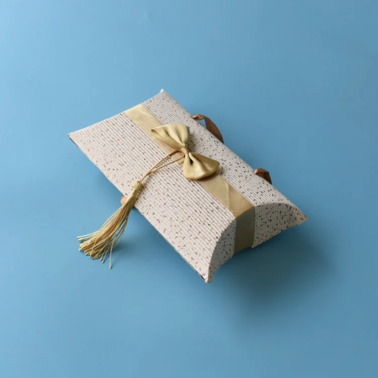 Creative design Gift box Pillow shape box surface texture easy to assemble and handle bow decoration box candy gift