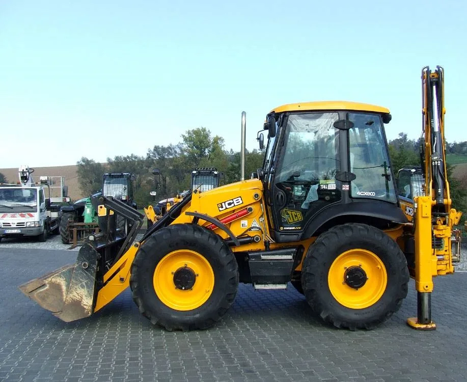  Б/у экскаватор-погрузчик JCB 3CX/б/у 3CX в хорошем