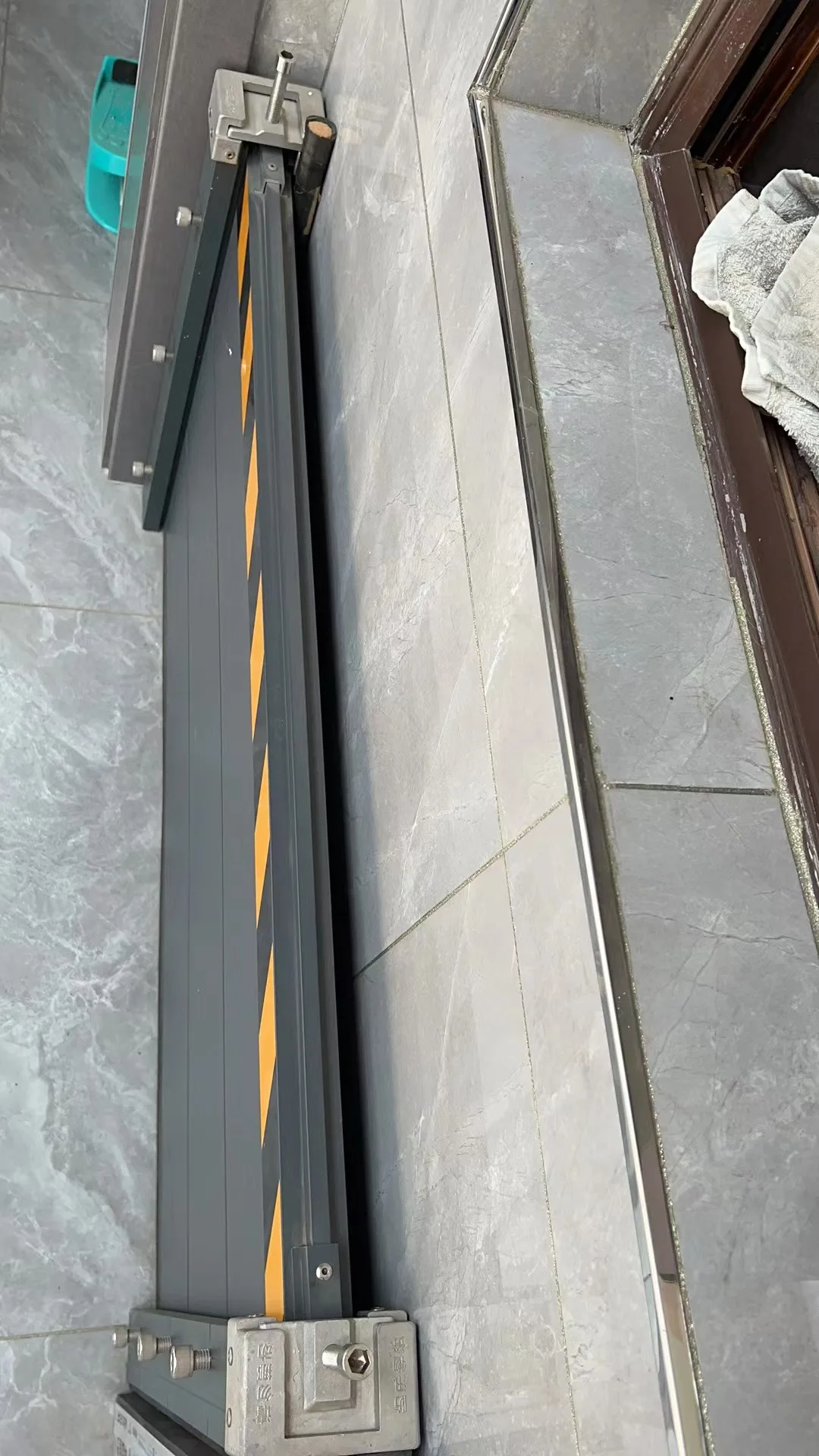 Dark Grey High Class Aluminum Flood Barrier Water Barrier Flood Divert