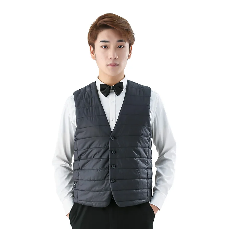 Graphene far infrared intelligent heating vest is essential for thermal physical therapy in autumn