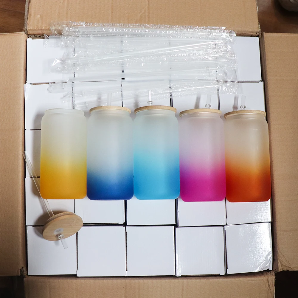 USA Warehouse 16oz Portable Beverage Colorful Coffee Ombre Gradient Frosted Glass Beer Bottles Jar Cup with Bamboo Lid