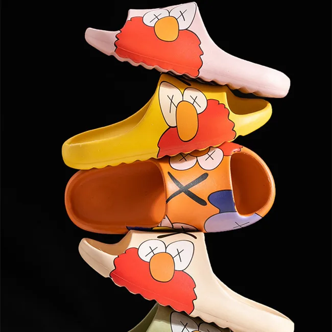 New Fashion Carton Cute Flat EVA Women Slip on Summer Showroom Waterproof cloud yezzy slides slippers