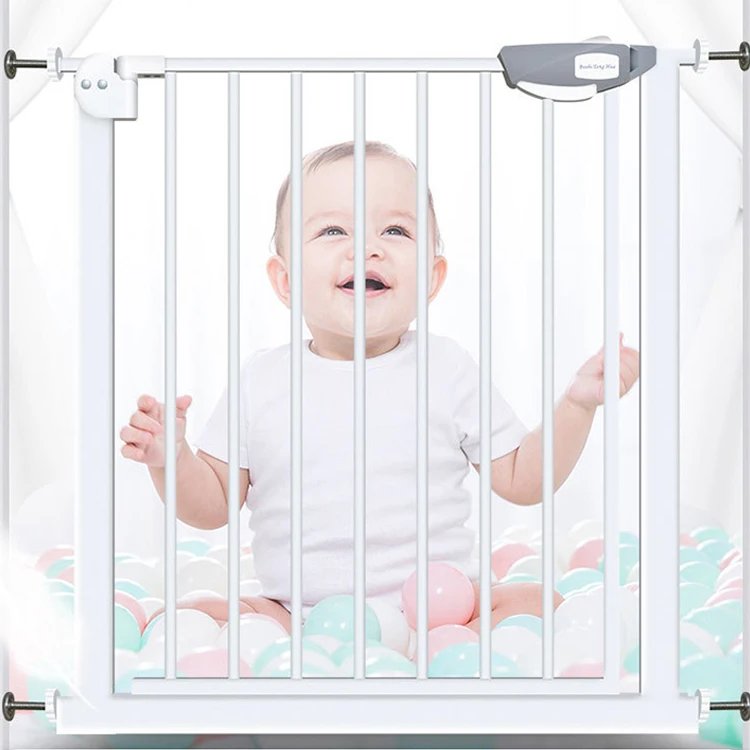 
Lovely Fish Design Child Kids Extra Wide White Color New Doorways Stairway Hallways Stairs Fence Pet Safty Temporary Baby Gate 