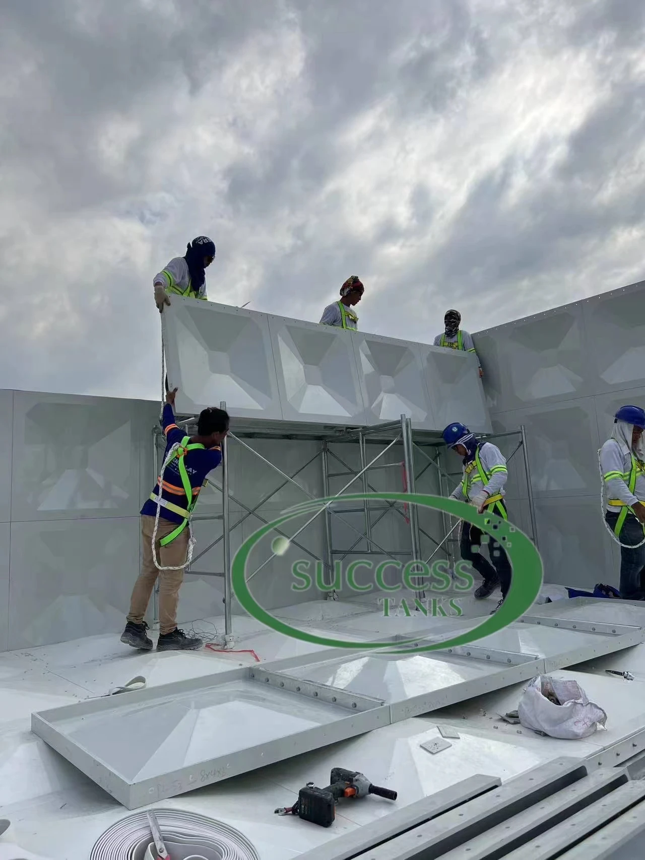 Factory GRP Water Tank customized size  Excellent Corrosion Resistance perfect water storage tank