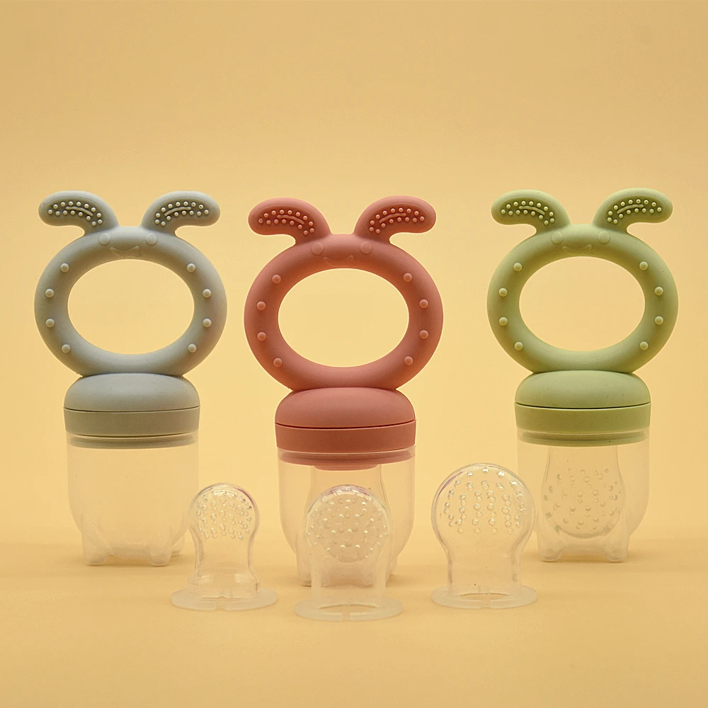 BPA Free Rabbit Shape Silicone Baby Fresh Vegetable Fruit Feeder Pacifier Infant Teething Toy with 3 Different Sized Nipples