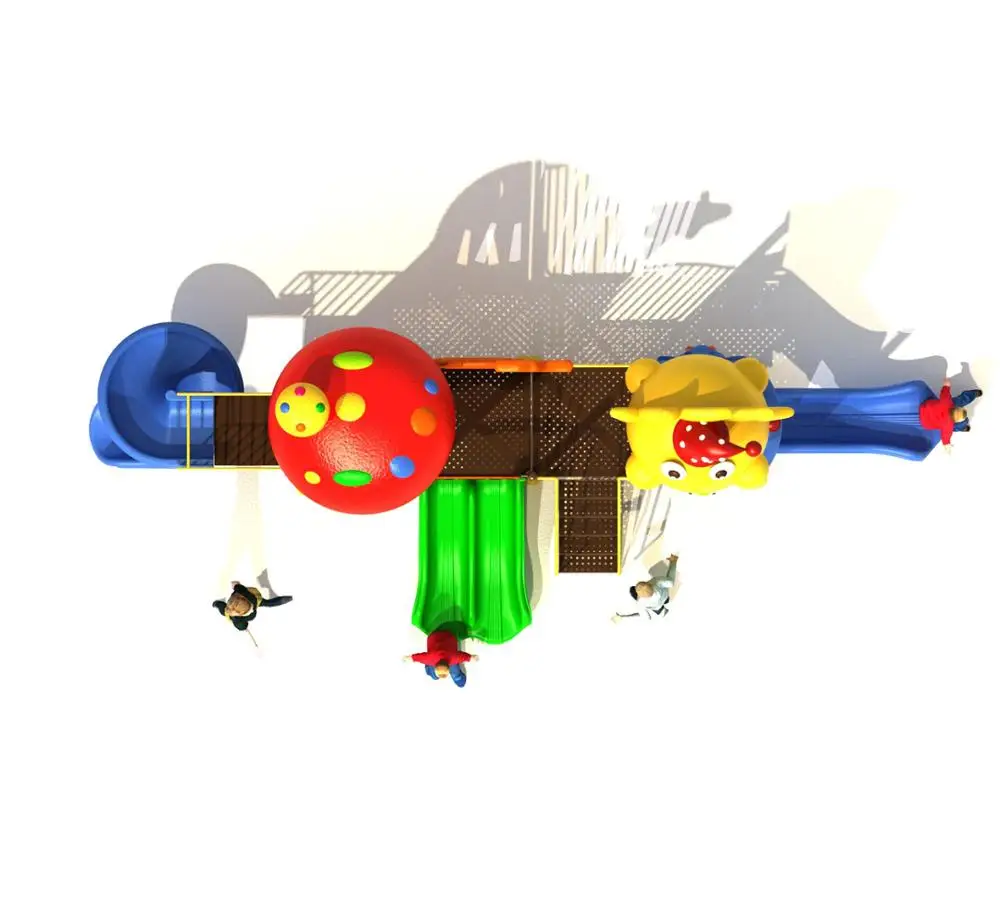 Детский пластиковый и металлический игровой инвентарь