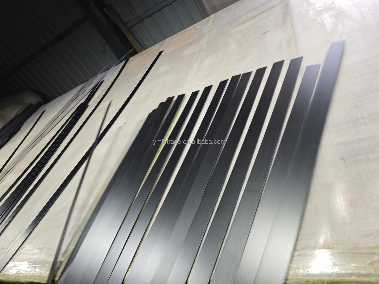 Custom services white or any painted 50mm basswood faux wood venetian blinds slats