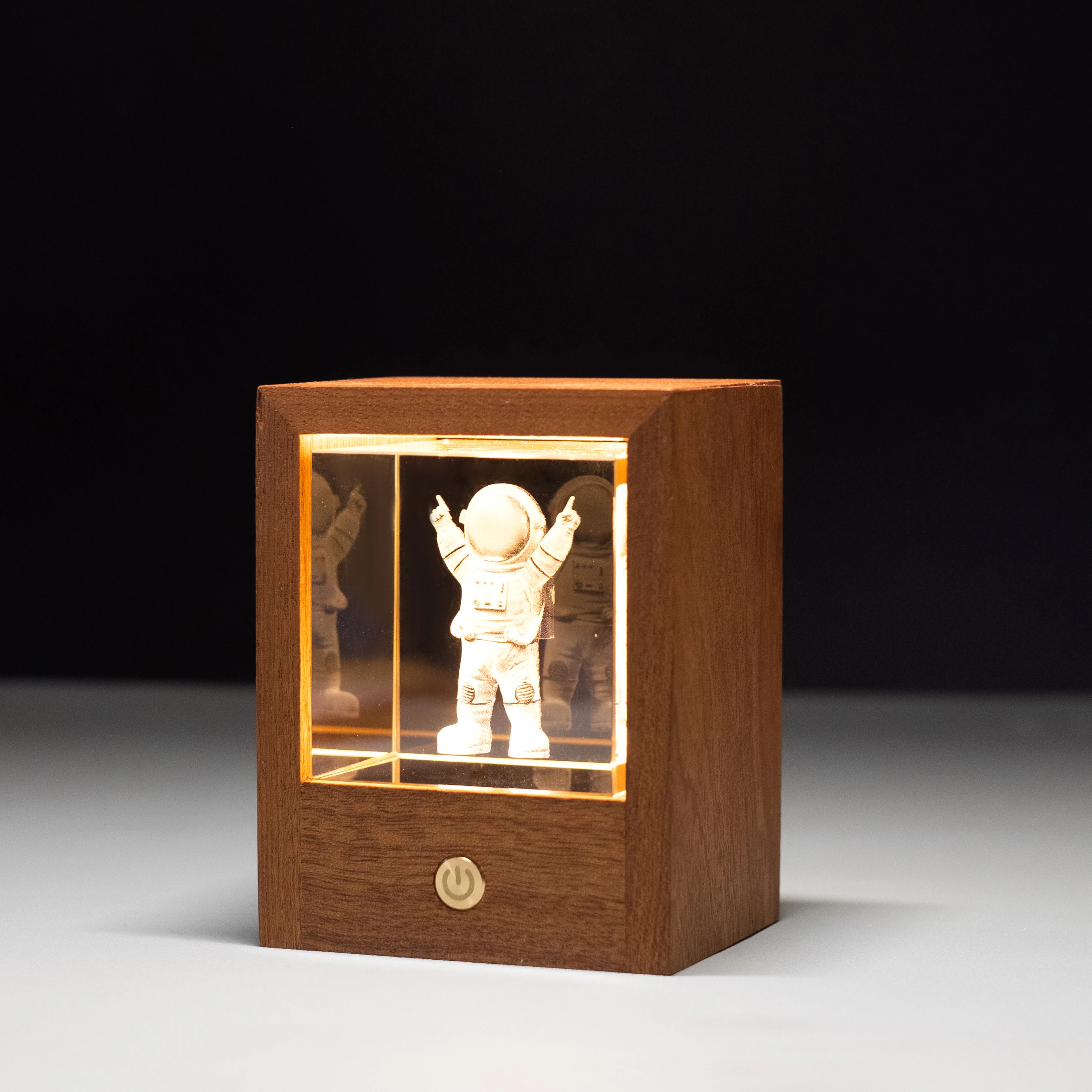 Custom figure 3d laser engraving block with base paperweight christmas gift crystal glass cube Led night light for kids room