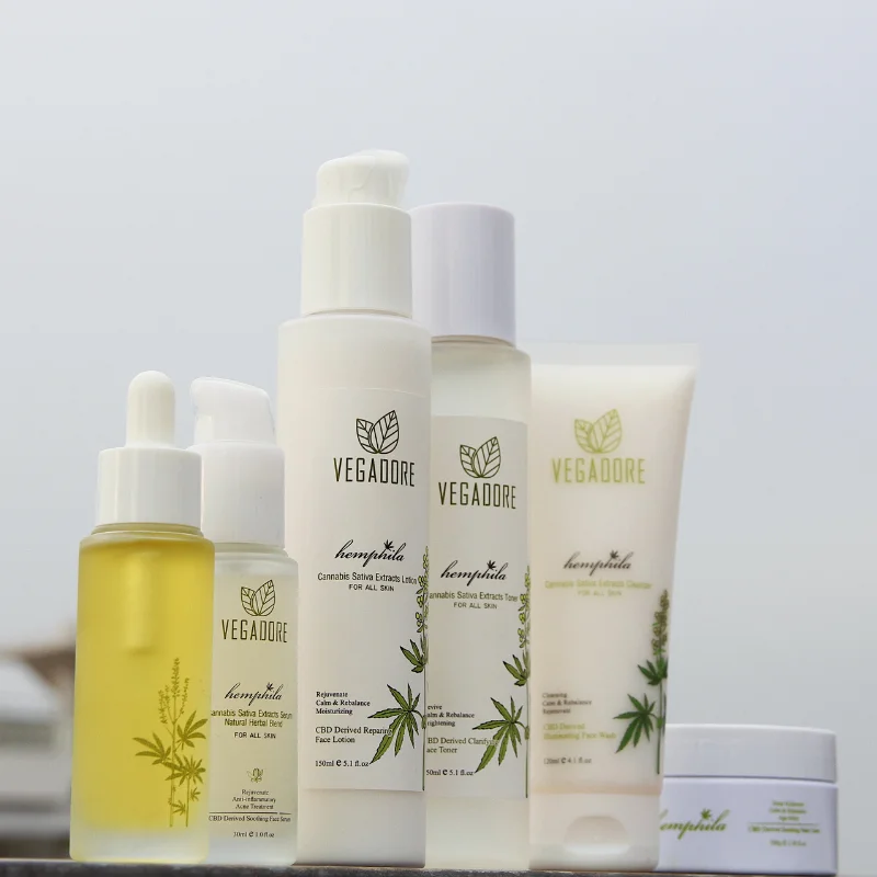 
New Arrival Professional Private Label Anti Aging Whitening Cream Hemp Skin Care Set 