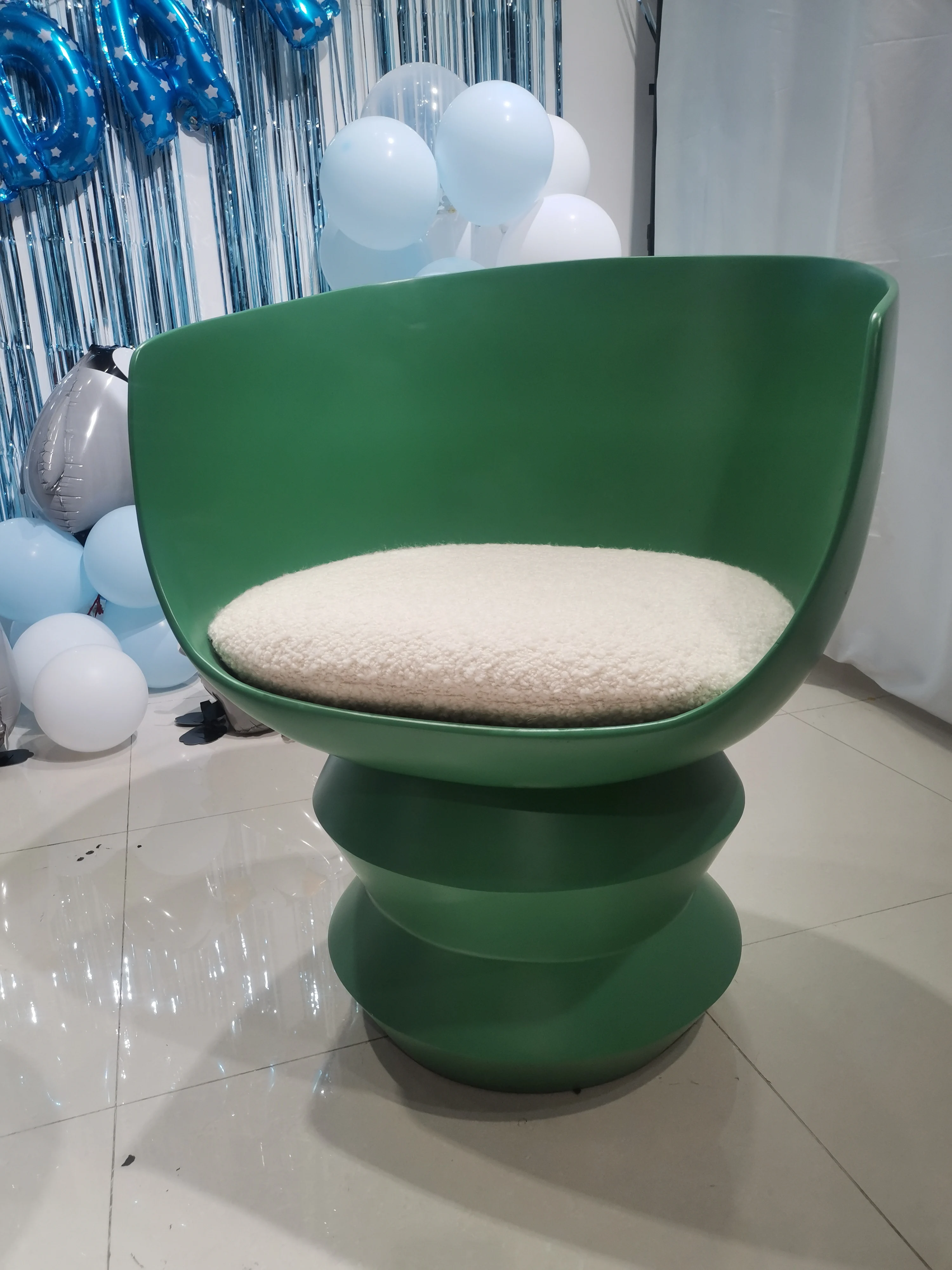 Modern Very Fashionable Fibreglass and Fabric Dolls Chair for Coffee Aera Furniture and Living Room Furniture