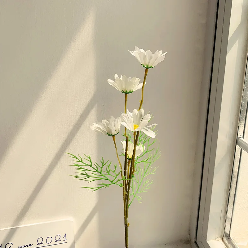 Hot sale: Artificial daisy chamomile flower arrangement - autumn decoration for living room