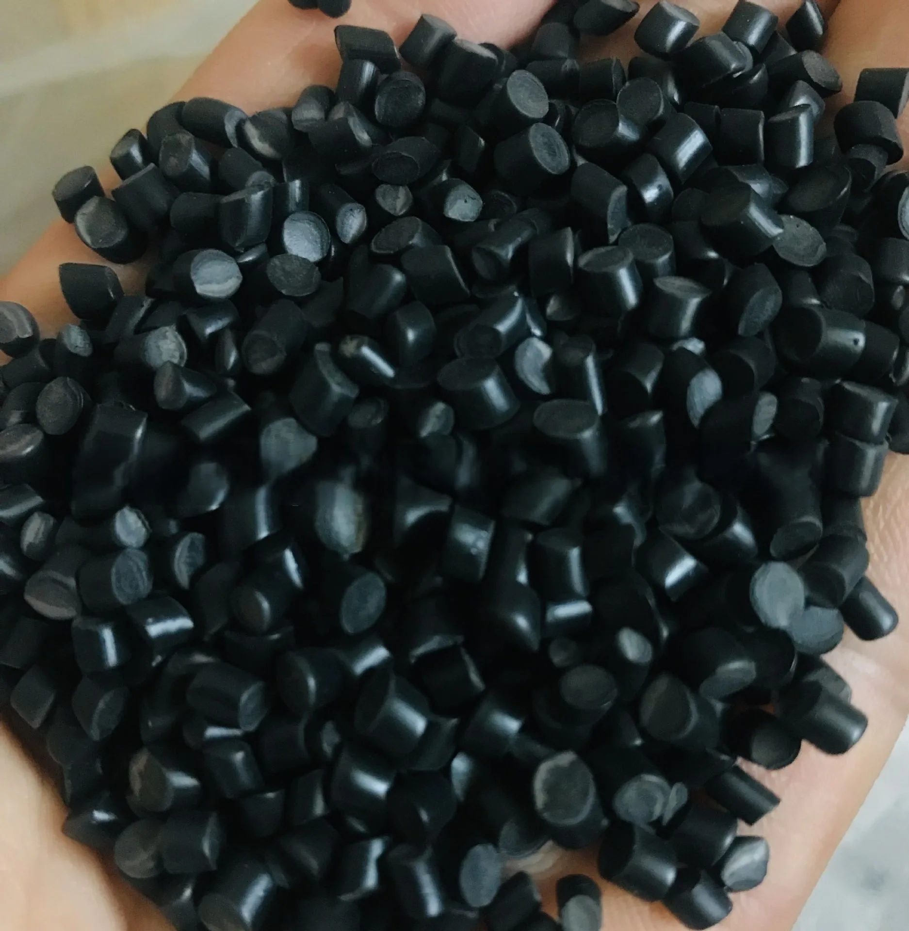 Thermoplastic elastomer TPE  6091 B-60A BLACK pellets raw material