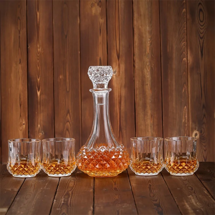4 Liquor Glasses With Glass Decanter Set Whiskey Decanter Set