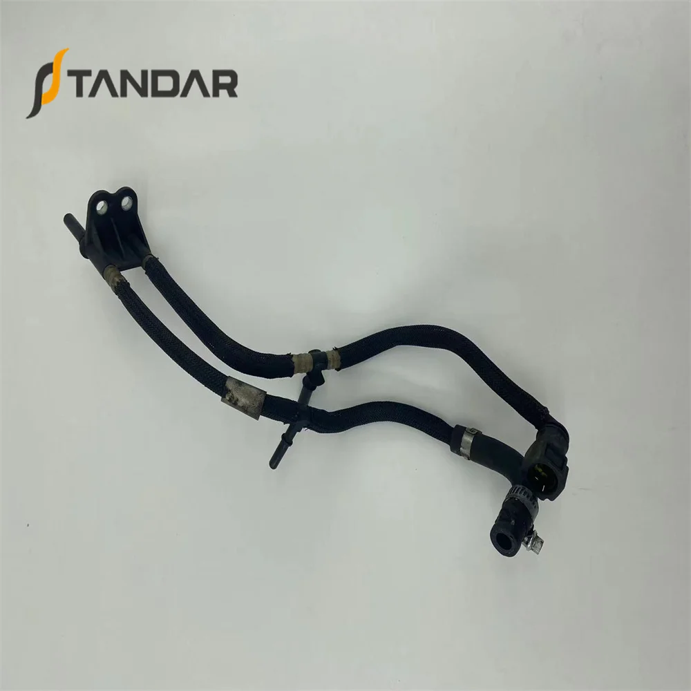 MK667307 Mitsubishi FUSO Fuel Delivery Pipe