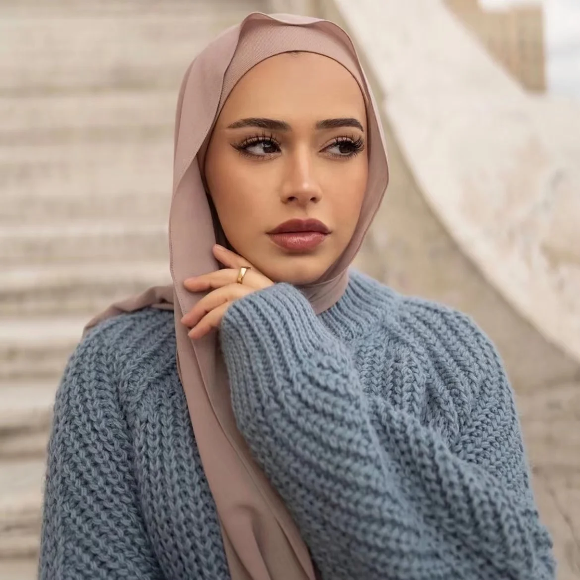 Hot Selling Muslim Women Plain Color Big Pleated Instant Bubble Chiffon Headscarf Instant Head Cover Wrap Scarf Hijabs