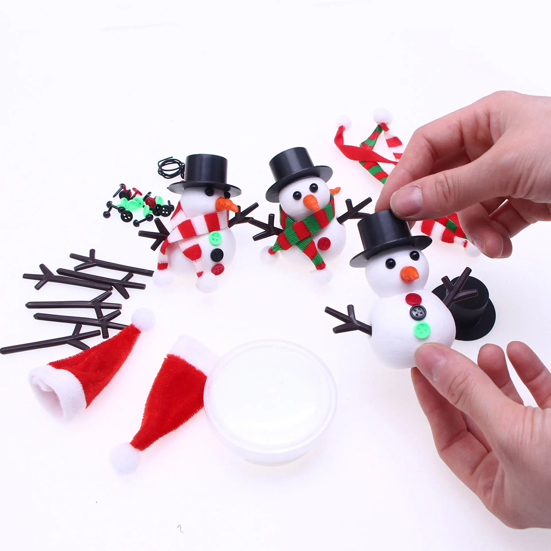 snowman clay crafts diy arts and crafts ideas for kids xmas party favors stocking stuffers gifts christmas crafts