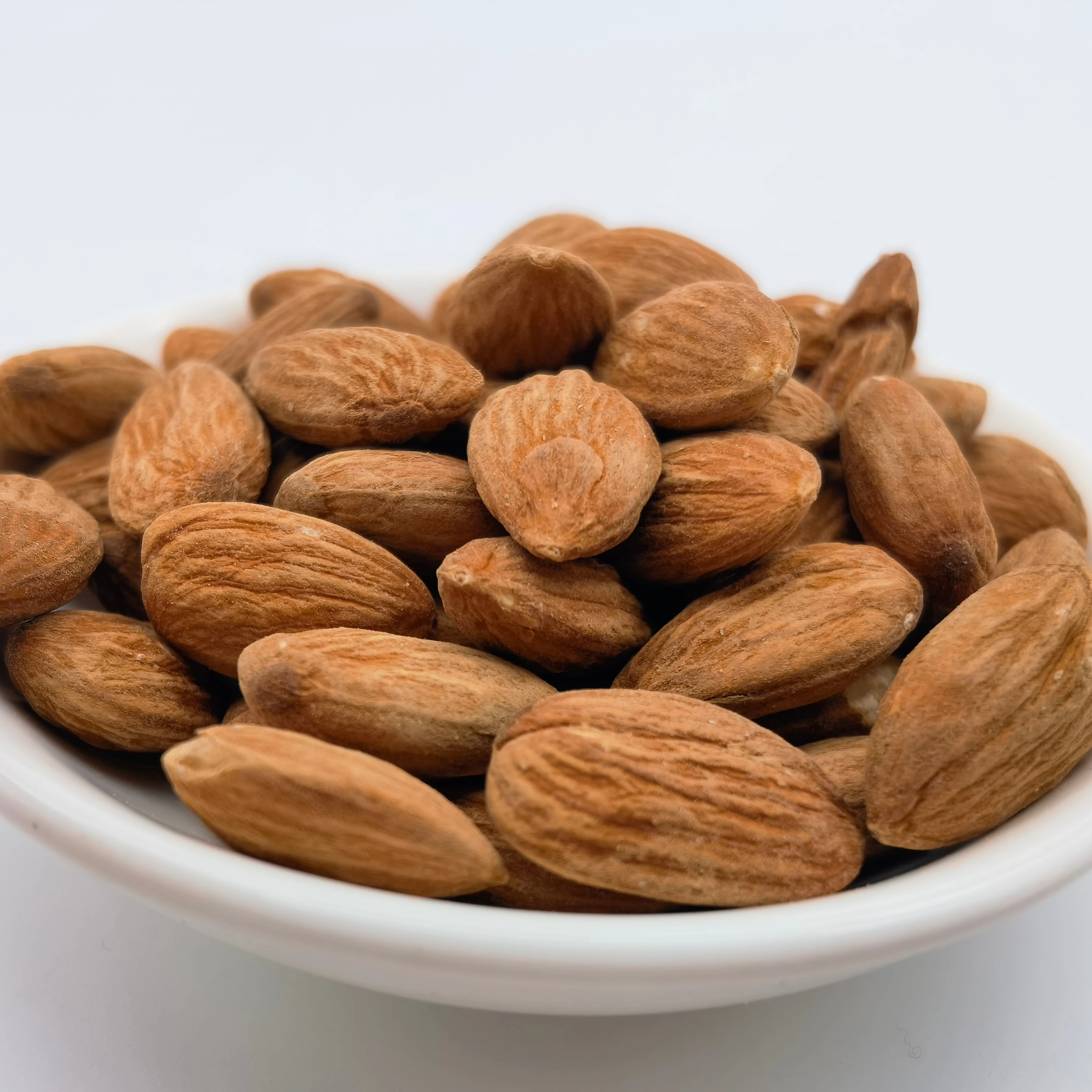 wholesale usa raw dry fruits almond nuts in bulk california almonds price in dubai