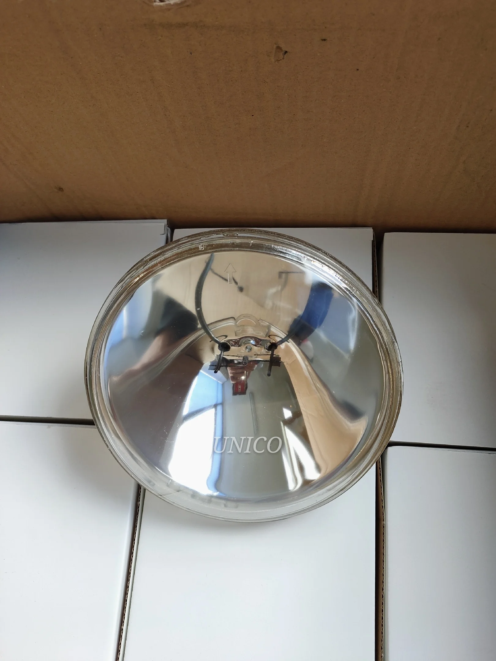 Aircraft Landing / Taxing Sealed Beam sonos port Lamp PAR64 4559 28V 600W