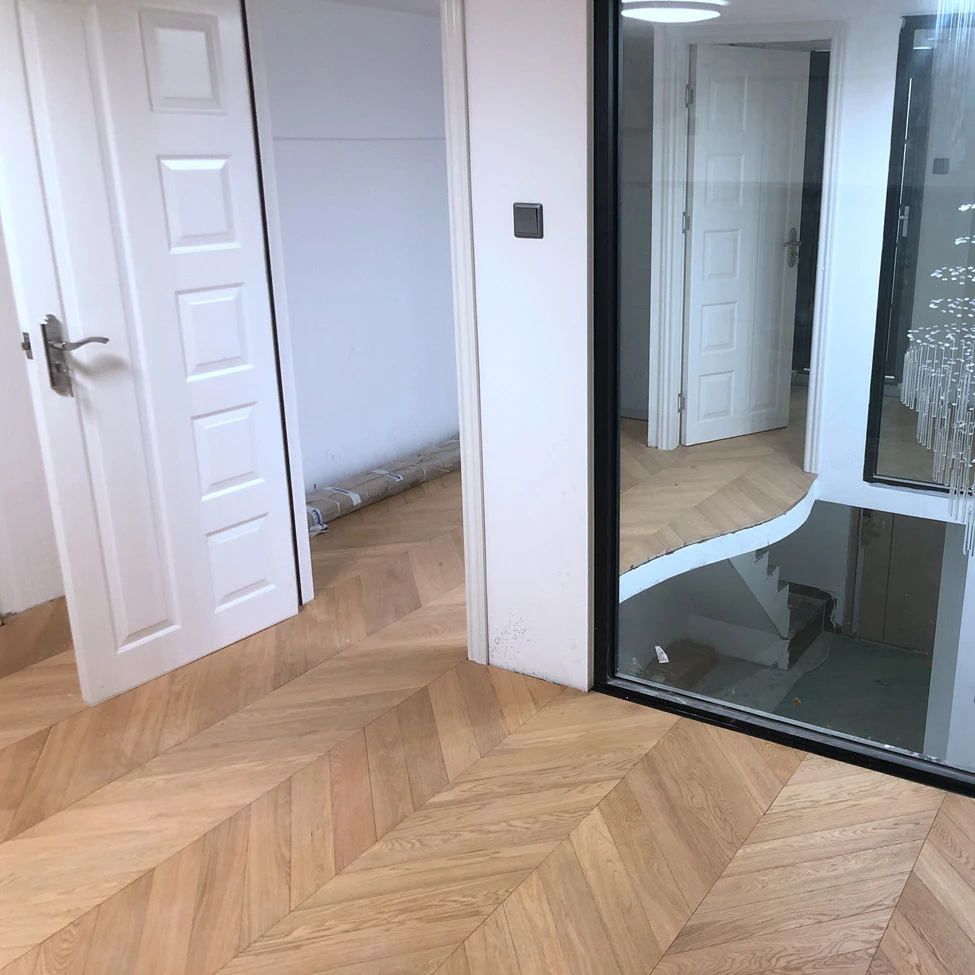 oak wood flooring 45 degree herringbone natural look European white oak fish bone parquet wooden flooring