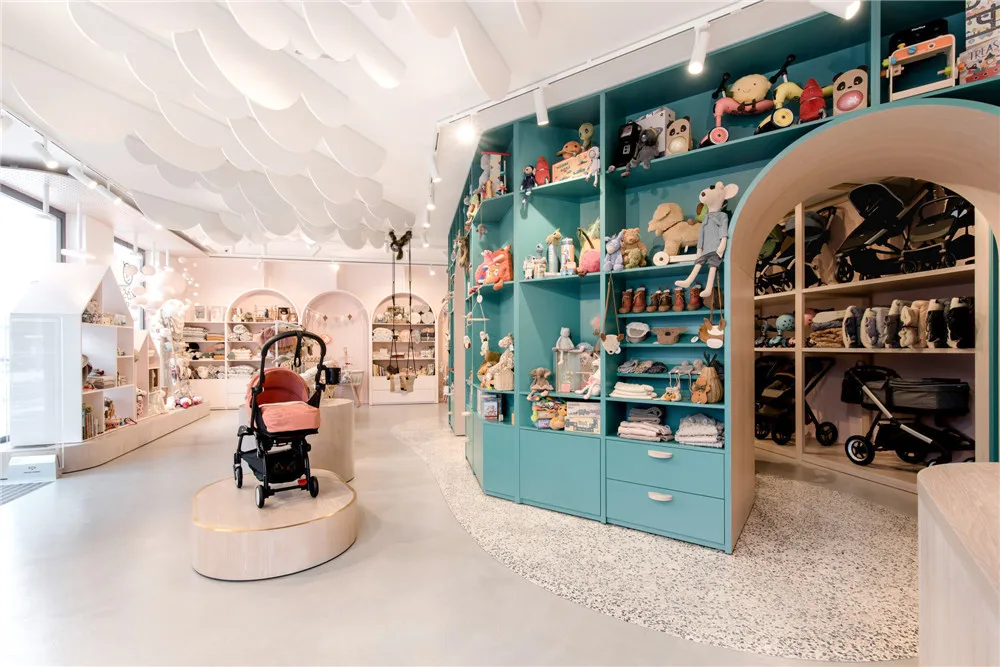 Customized Kids Shop Interior Design Baby Clothes Store Furniture Trendy Wooden Clothing Display Rack