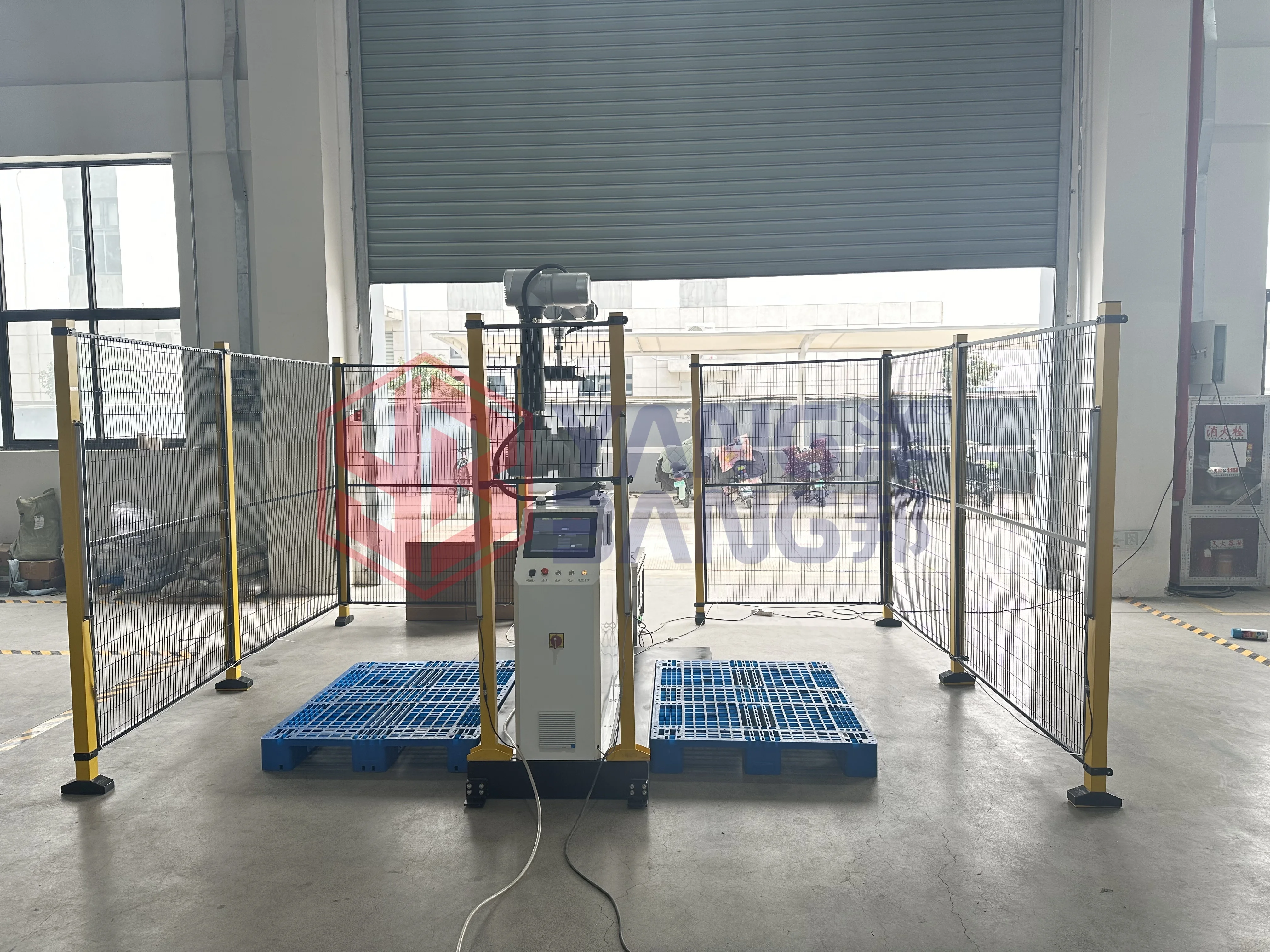 YB-MD16 Robot Palletizer Arm Gripper Bag Carton Box Palletizer Stacking Machine for Bagging Production Line