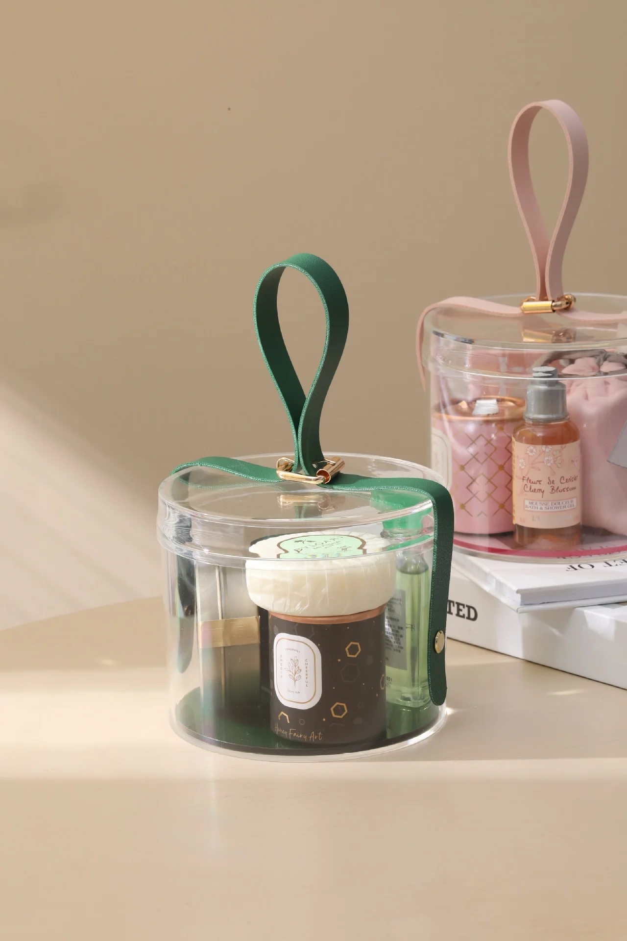 Custom clear Plexiglass Acrylic Souvenir Gift box  wedding gifts for guests souvenirs