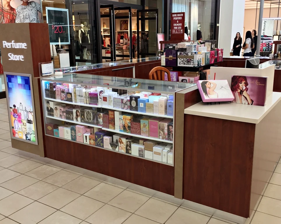 Wooden Perfume Display Counter Mall Kiosk for Perfume Retail Perfume Kiosk Stand with Light