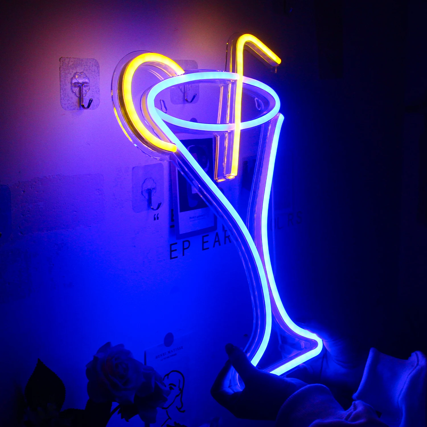 Hot Sale WanXing Cocktail Led Neon Sign Fashion Design Custom Acrylic Neon Light For Restaurant Cafe Bar Wedding Xmas Party