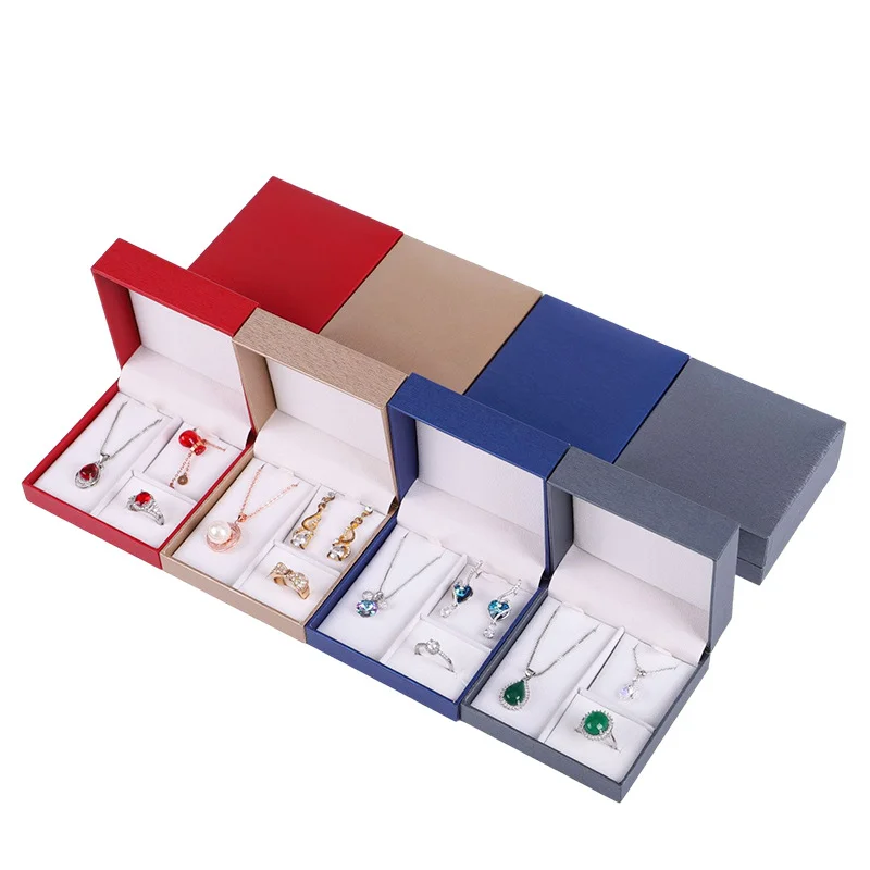 Factory Direct Luxury Soft Material Flap Jewelry Velvet Boxes Packaging With Personalized Logo