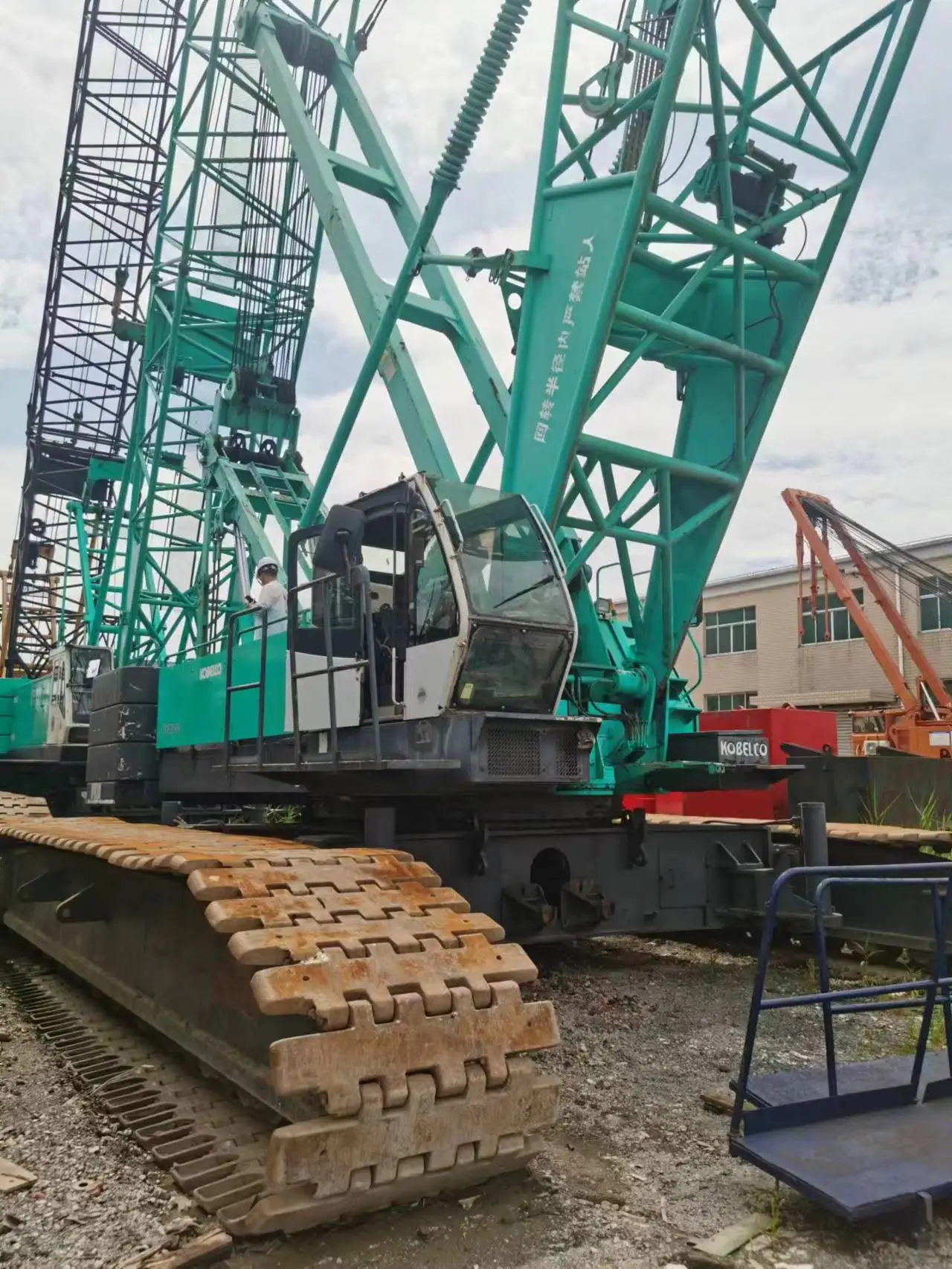 Japan Original Used Crawler Crane Kobelco 250 Ton Crawler Crane CKE2500