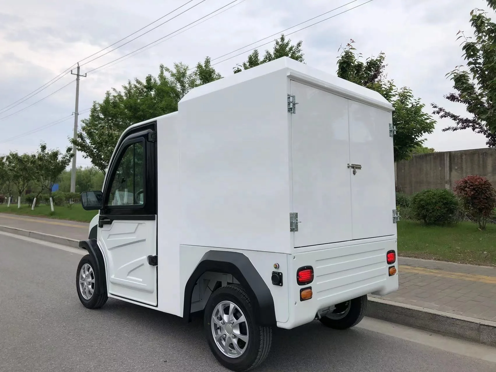electric van cargo box golf cart van electric mini van