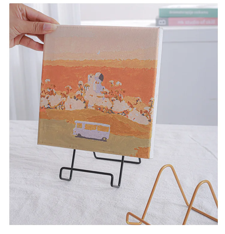 Iron Wire Metal Mini Gold Phone Holder Gift for Desk Cell
