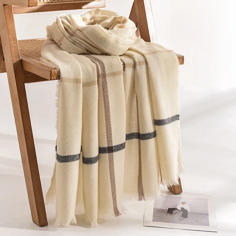 Hot selling luxury quality elegant ladies paisley kashmiri pashmina scarf jacquard plaid shawl