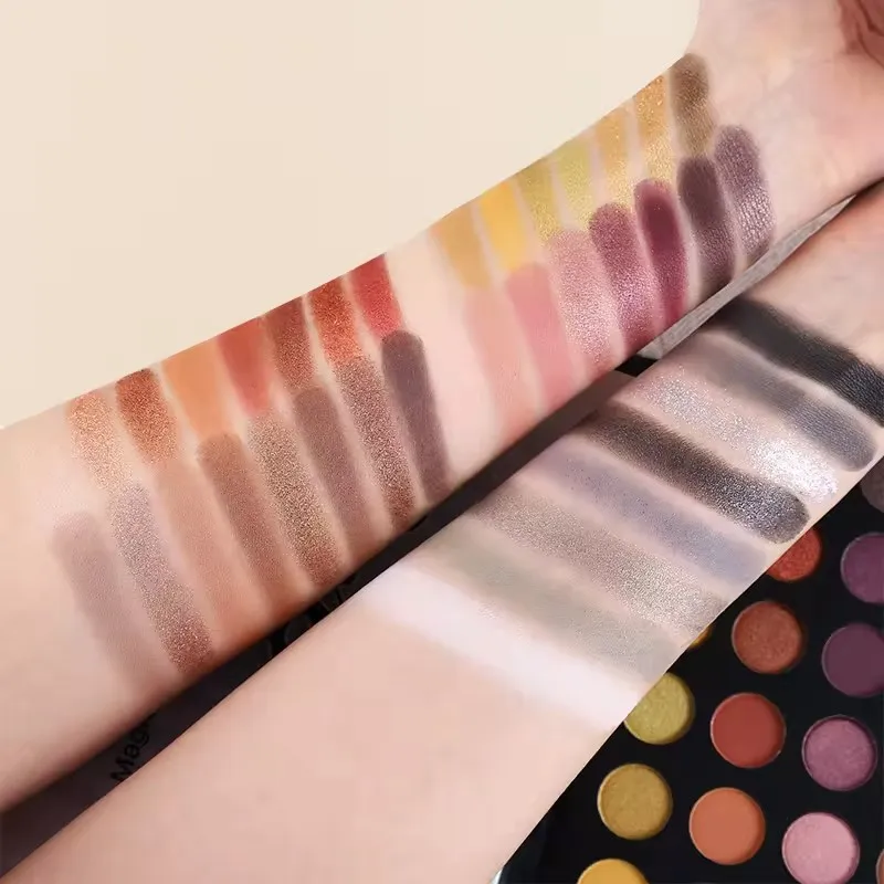 Low Moq Private Label Makeup Highly Pigmented Long Lasting Matte Shimmer Eye Shadow Pallet Make For Blue Eyes