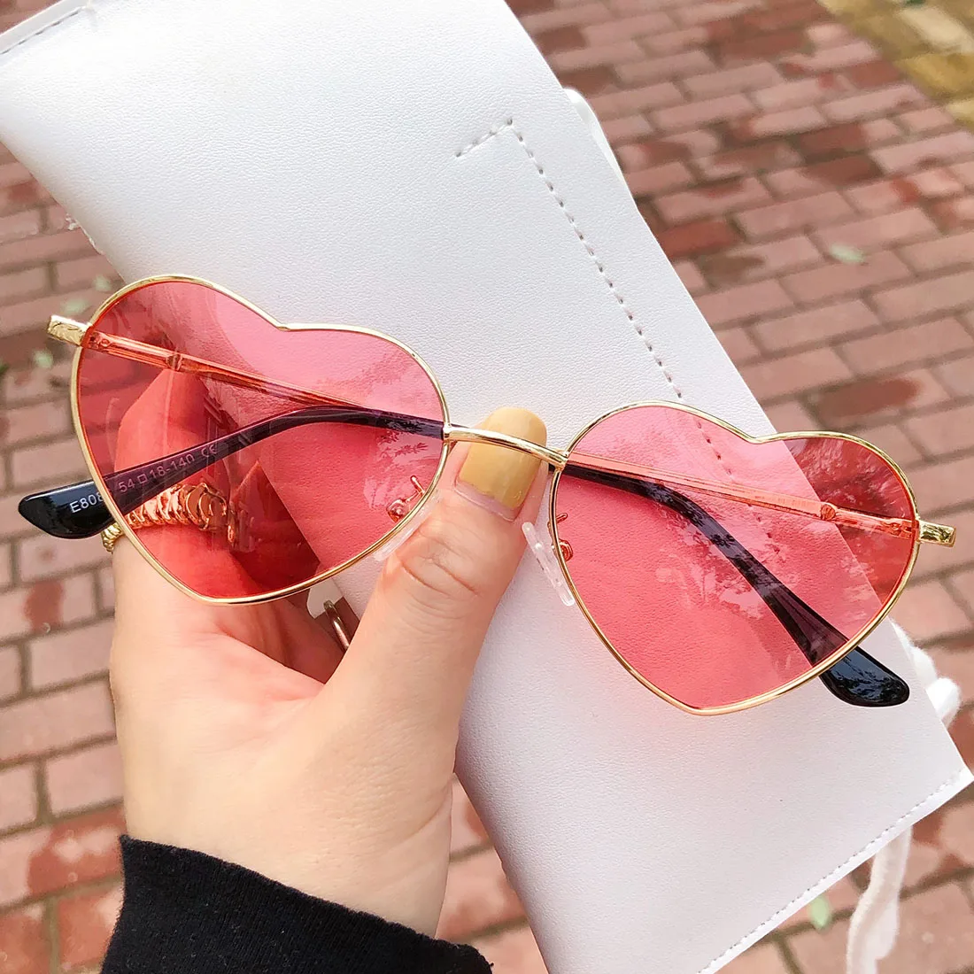 8088 Super Hot Metal Retro Heart Frame Colorful UV400 Women Sunglasses New Spring Leg Polarized Ladies Sun Glasses