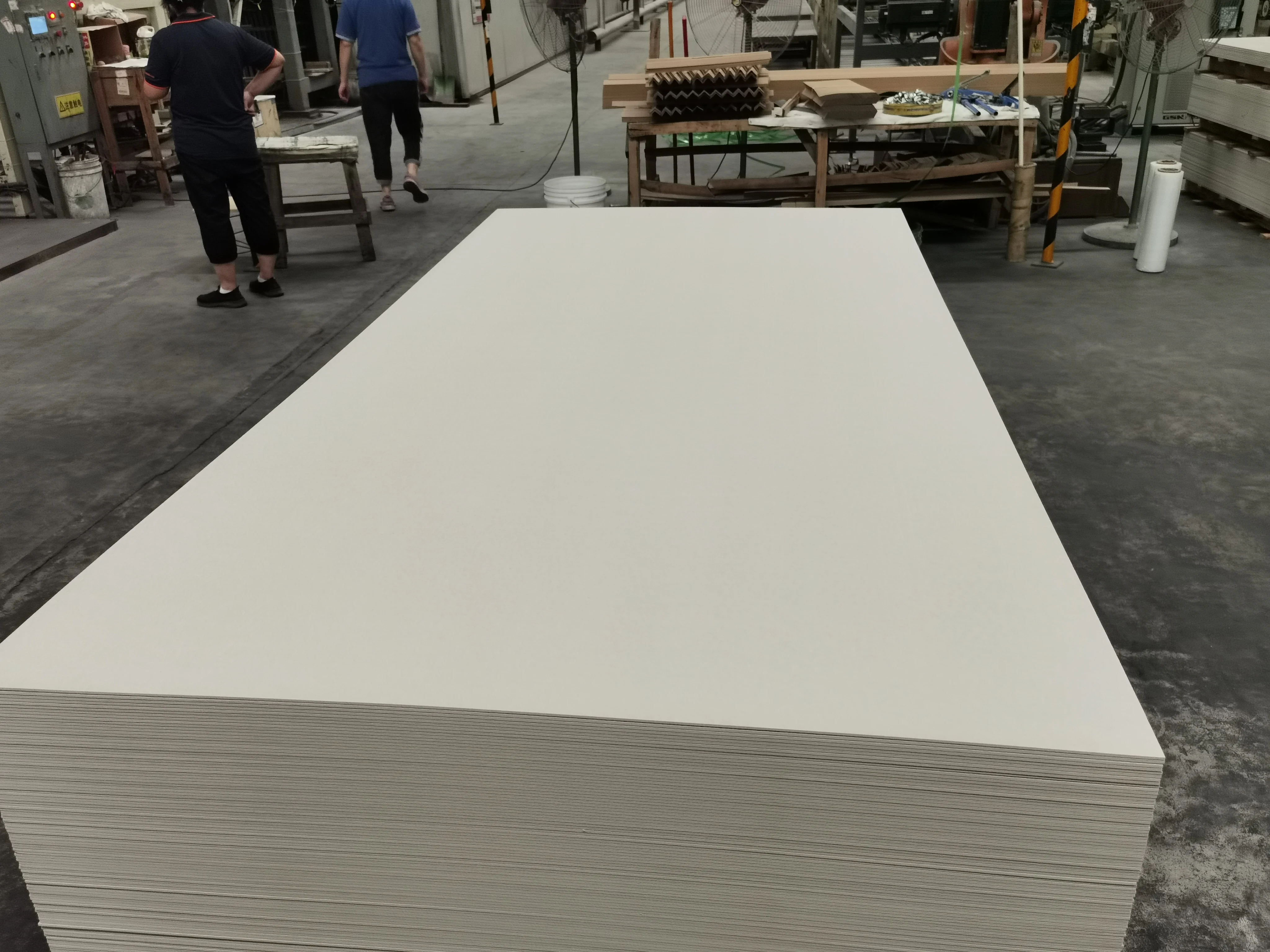 4mm Wholesale 100% Non-Asbestos High Strength Anticorrosive Fire Rated Calcium Silicate Board