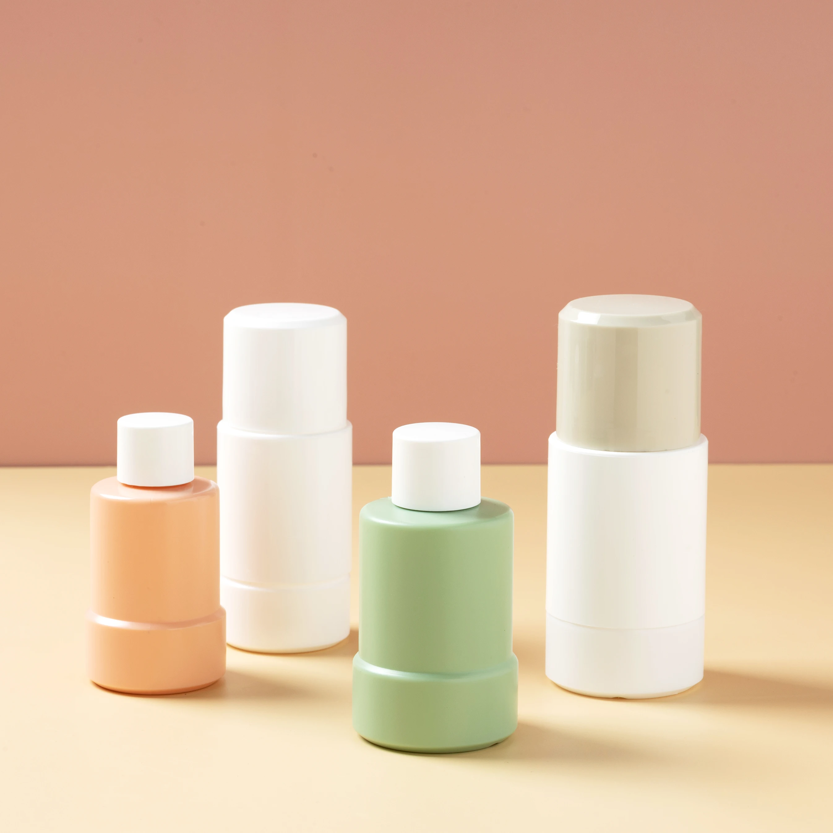 High Quality 50ml 75ml replaceable Plastic Deodorant Roll On Bottle For Body Plastic Roller Ball