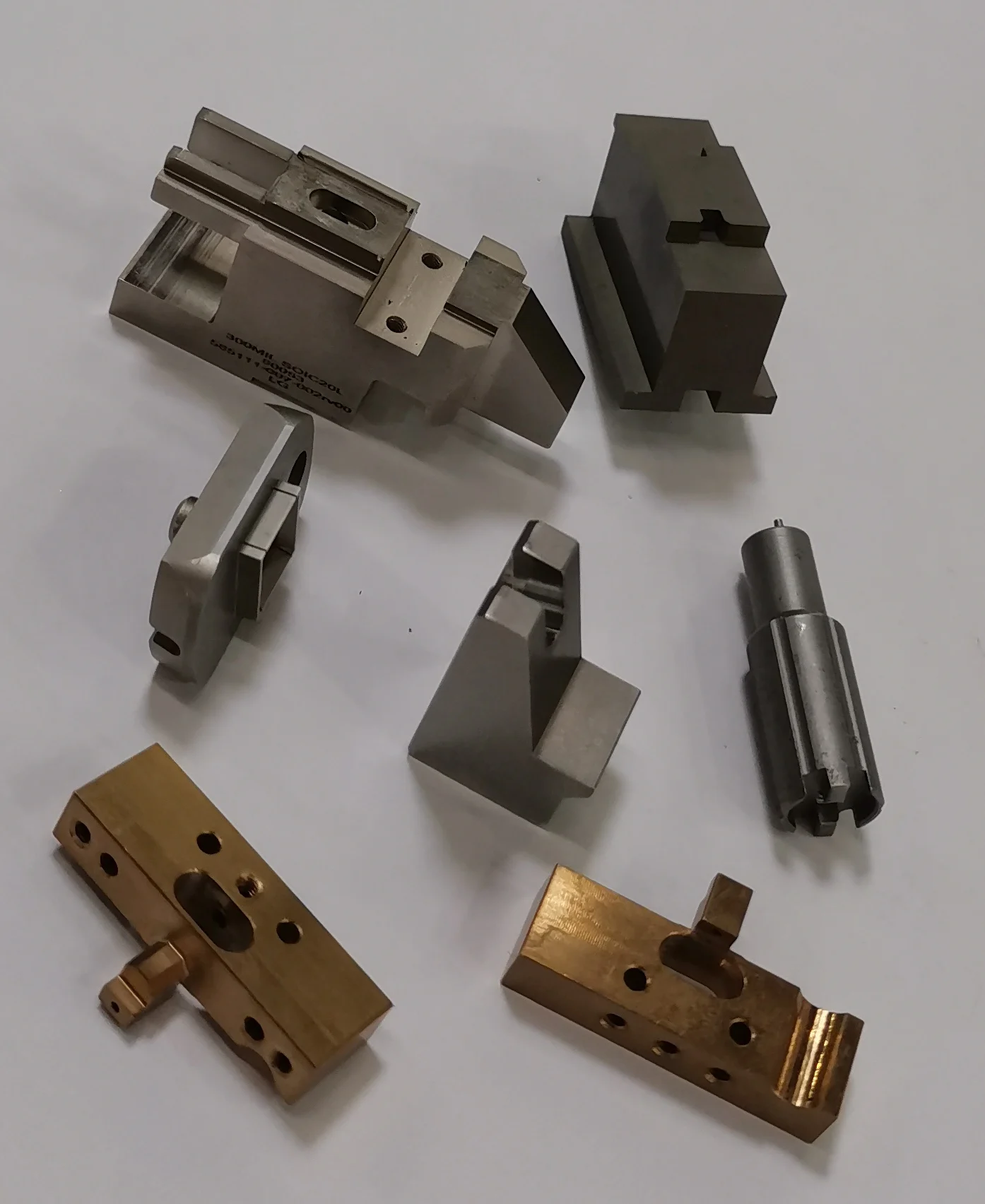 Custom OEM CNC Machining Parts Stainless Steel Lathe Turning CNC Milling Stamping Parts