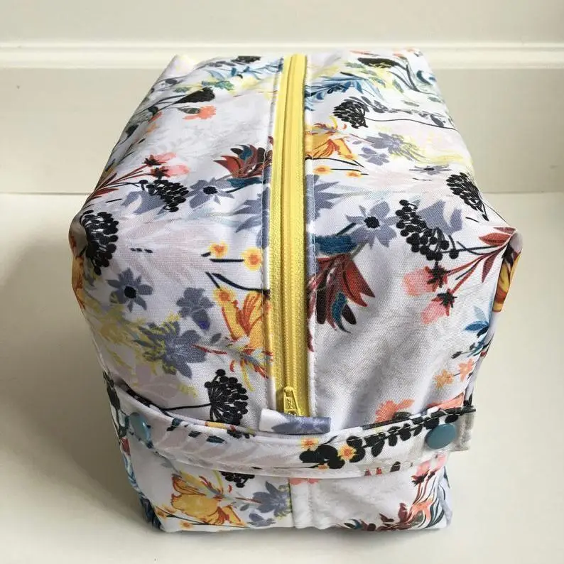 Hot Selling Reusable Washable Eco-Friendly Nappy Bag Diaper Pod Waterproof Baby Wet Bag