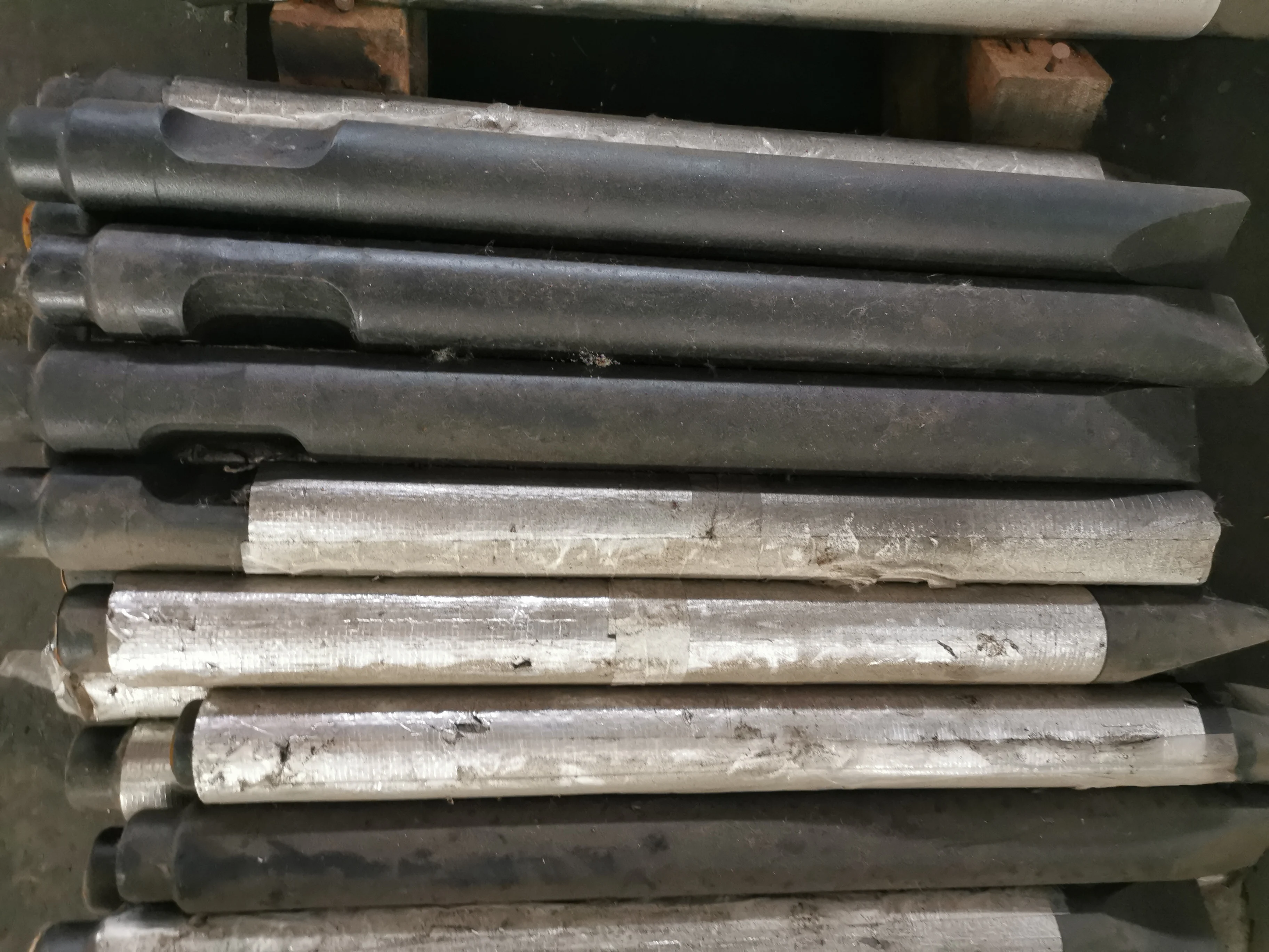 Excavator Parts Hydraulic Rock Hammer Breaker Blunt Chisel 68mm Hydraulic Breaker Chisel Tool Of Wedge Type