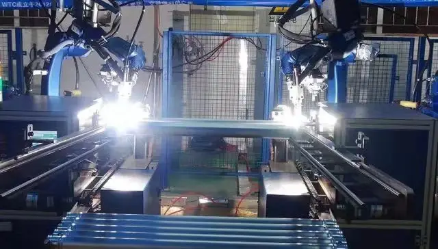  Китайский Промышленный Автоматический сварочный робот TIG или Laser с 6 осями конкурентоспособная