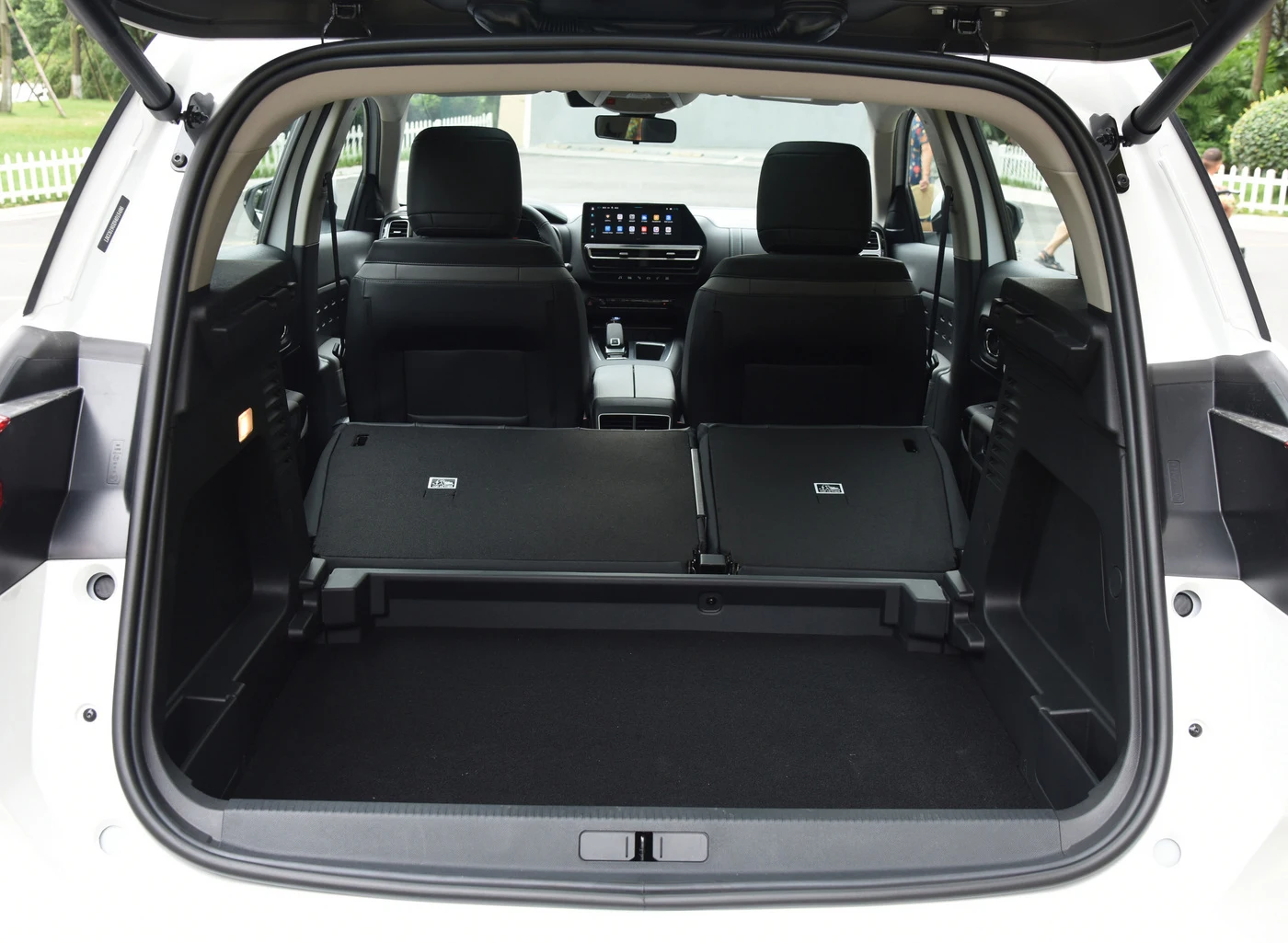 Dongfeng Citroen C5 AIRCROSS 400THP longitudinal engine version new car for sale