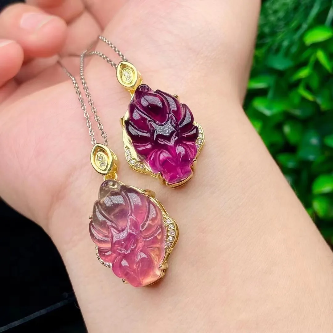 Healing Natural Rainbow Fluorite Nine-tailed Fox Pendant Stone Carving Animal Necklace Pendant Protection Amulet Lucky Charm
