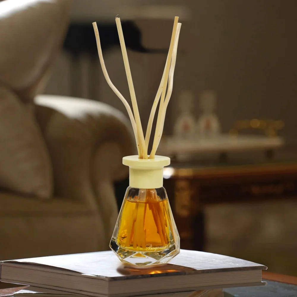 Home Decor Air Freshener 50ml Essential Oil Aroma Clear Glass Reed Diffuser Bottle with Stick