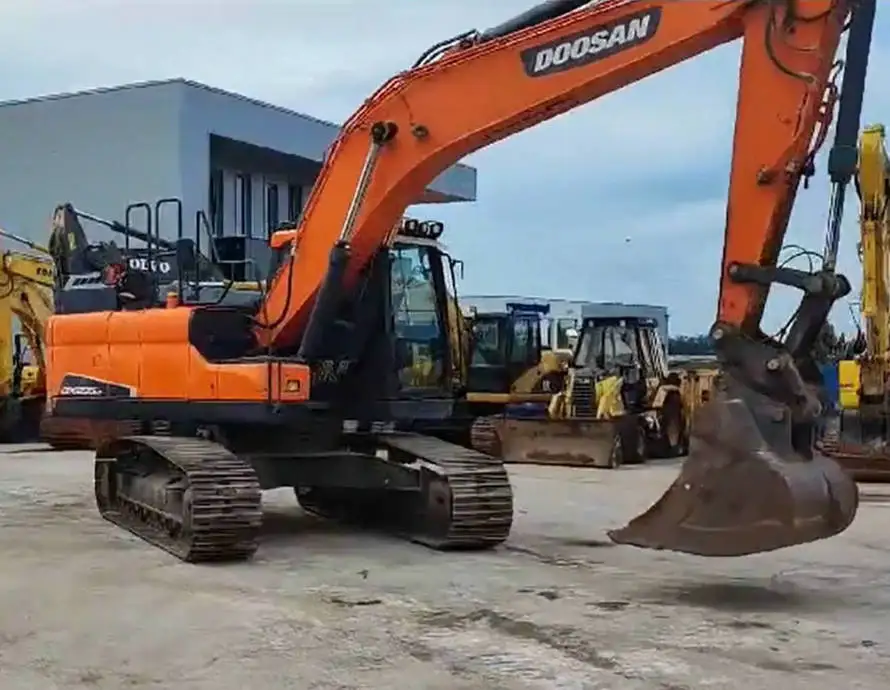 Used DX235LC-5  Excavator Original Korea 23Ton  Excavation Machinery DX235 Crawler moving type excavator For sale