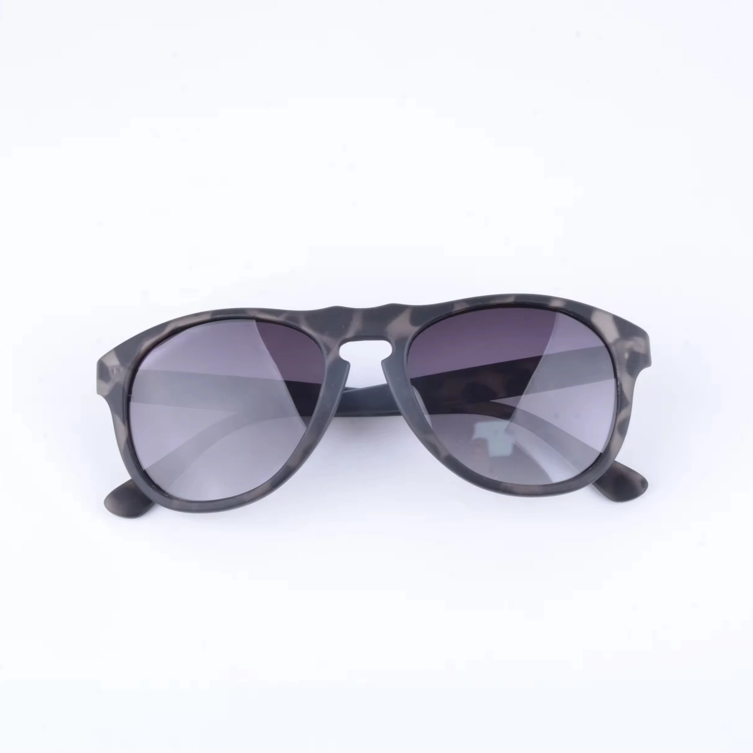 2024 UV400 Fashionable Polarized Sunglasses Men Women Blue Black Gold White  Frame Colors PC Gafas de Sol