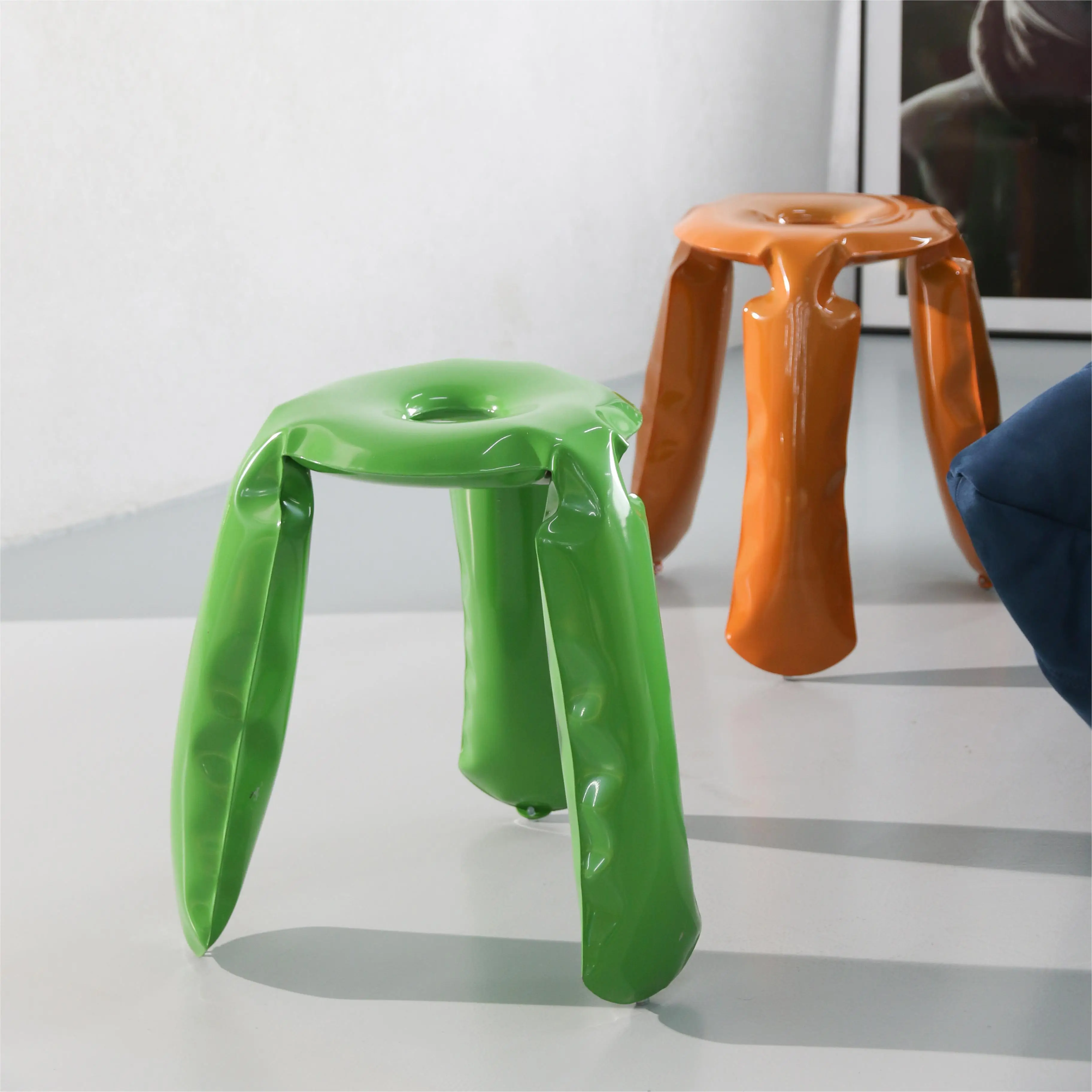 Designer choice Stainless steel bubble air Chair Fancy modern chair for POP store chairs